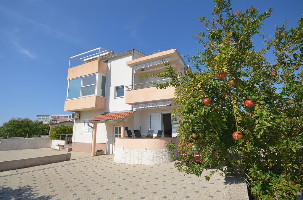 Apartment Srima Exterior foto